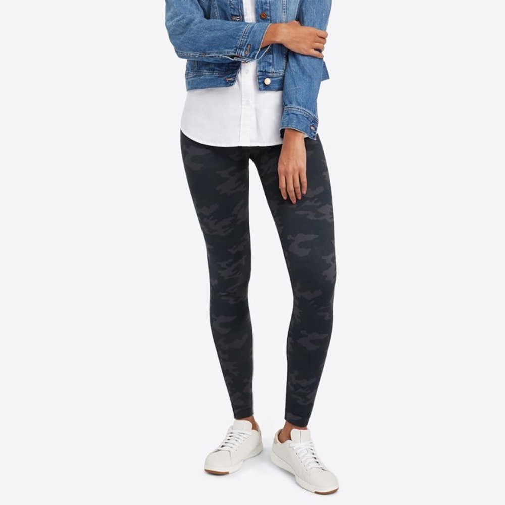 Spanx look at me now seamless leggings, black camo